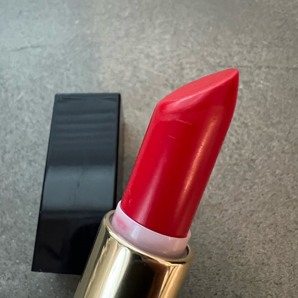 Like New! Estée Lauder Pure Color Envy Lipstick 💄 Boldface 332